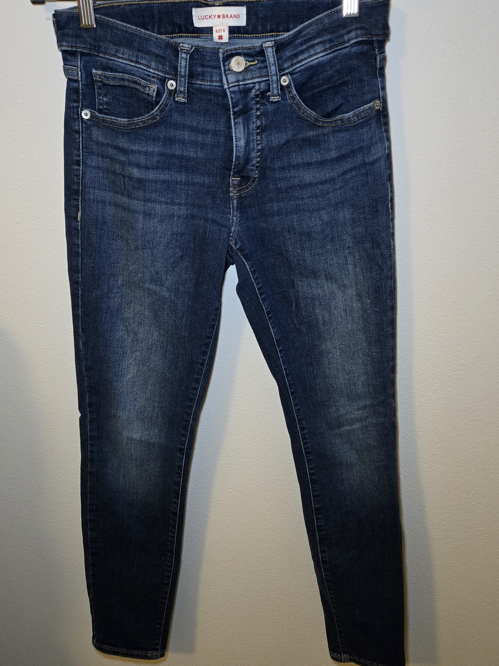 Lucky Brand Women's Skinny Jeans in Dark Indigo Wash